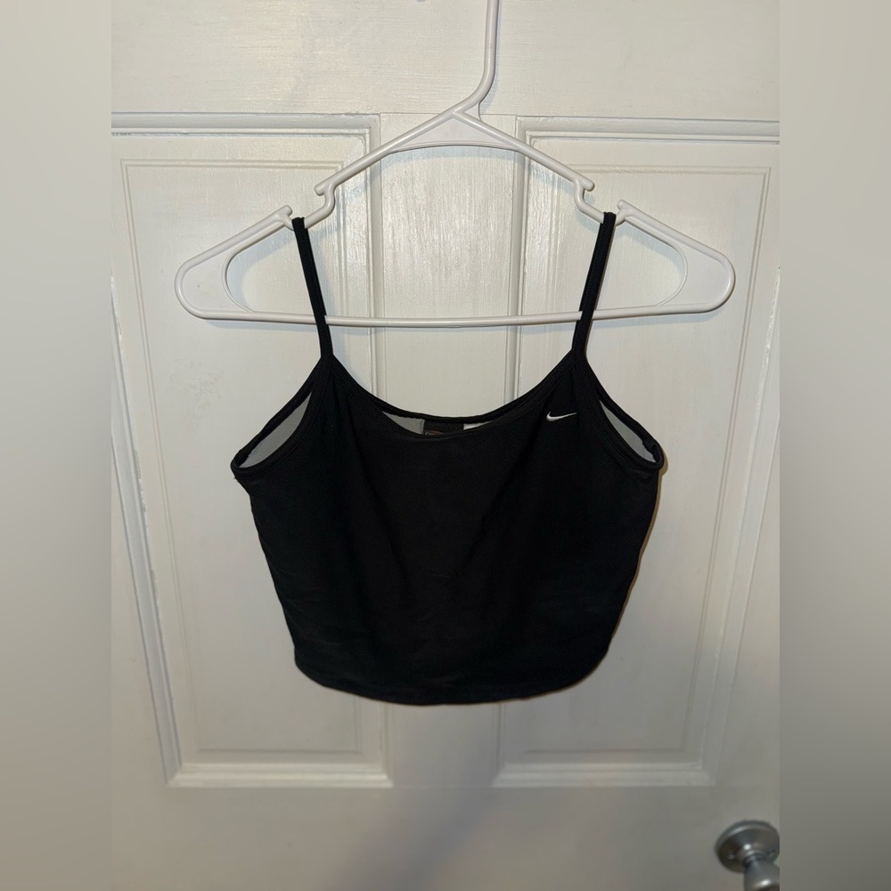 Nike Cropped Tank